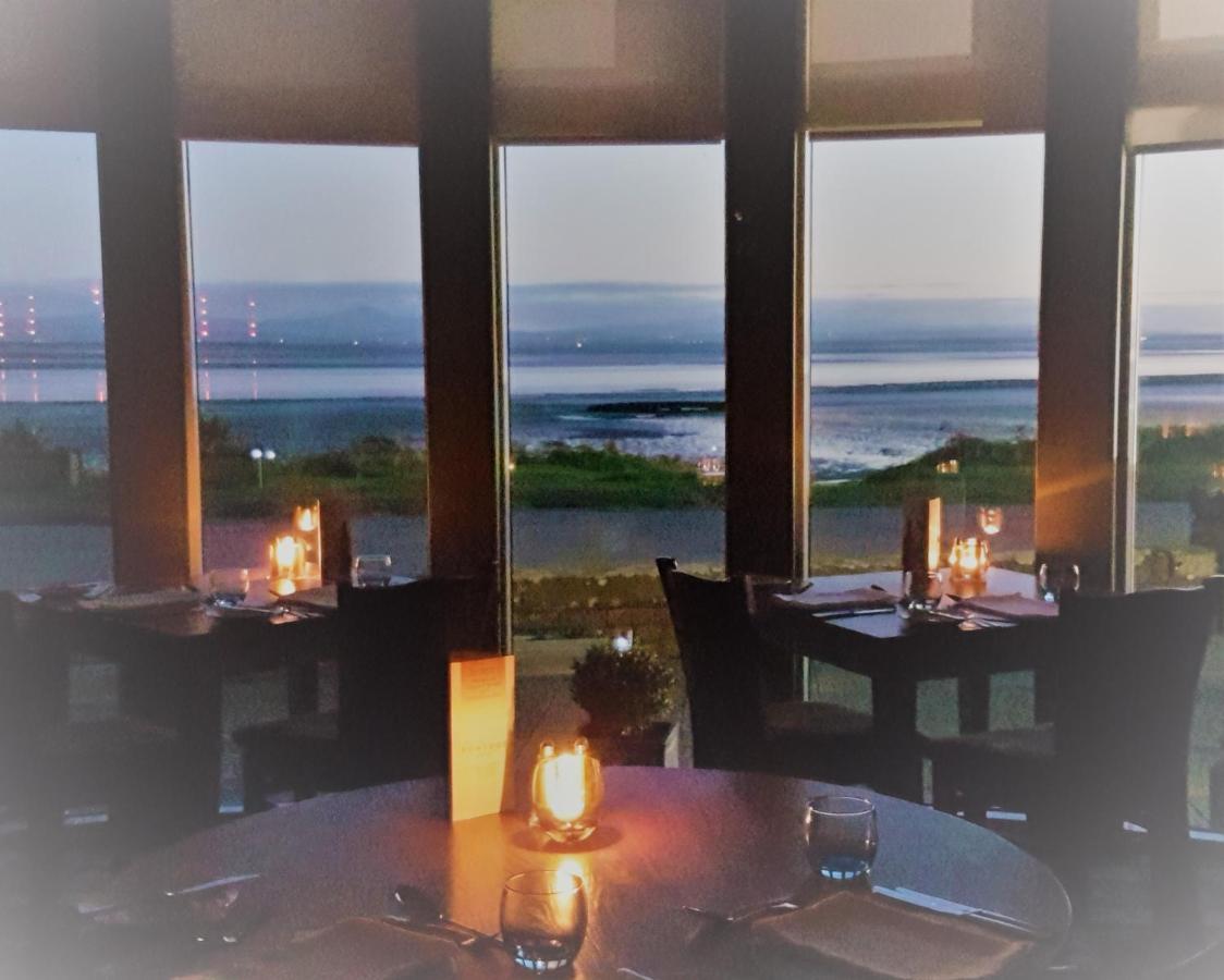 The Powfoot Hotel, أنان المظهر الخارجي الصورة